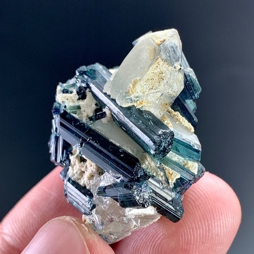 Carat blue tourmaline - blue,
