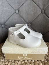 Leon Girls Shoes White Patent Leather Classic T bar EU 24 UK 7 Spanish Designer 