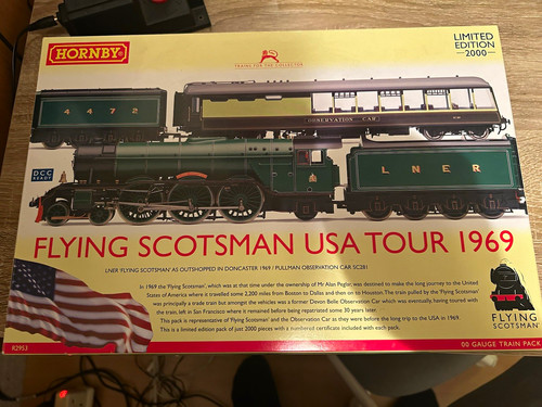Hornby r2953 flying - hornby,
