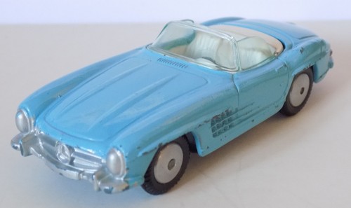 Corgi toys 303 mercedes 300 - corgi,