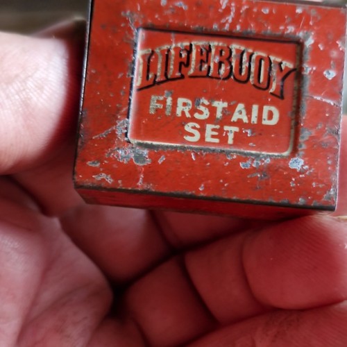 Lifebuoy vintage first aid set - first,