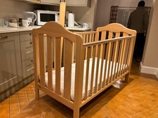 MAMAS & PAPAS cot bed and