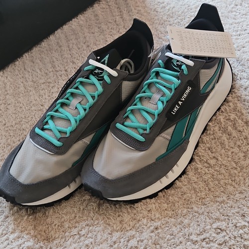Ltd edition reebok assassin - edition,