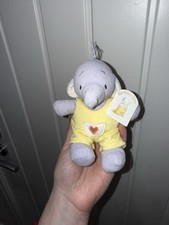 Gund. 2003 Humphrey's Corner