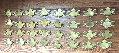 Lot solid brass - 32,