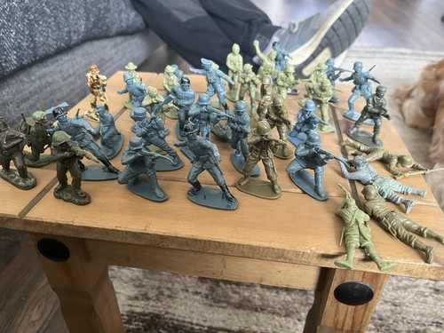 Bundle vintage plastic toy - of,