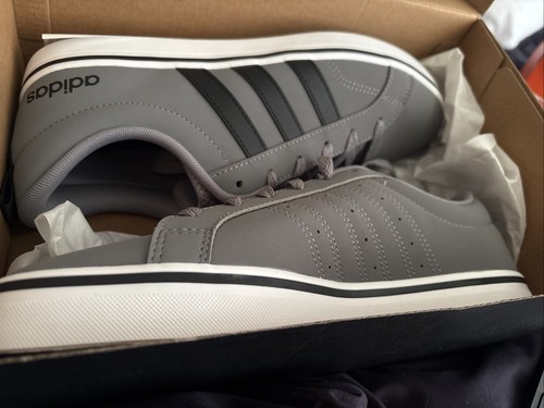 Adidas pace - vs,