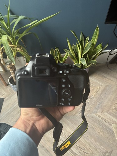 Nikon d3500 digital slr camera - nikon,