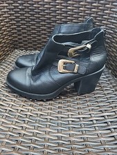 womens leather ankle boots