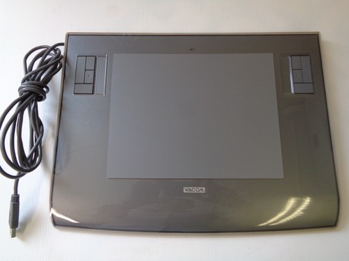 Wacom intuos graphics tablet - 3,