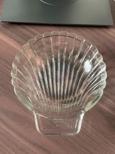 Vintage Pyrex 482 Scallop