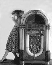 Wurlitzer Jukebox Model 1015
