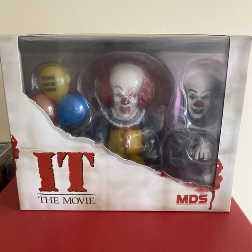 Pennywise 1990 vinyl figure - it,