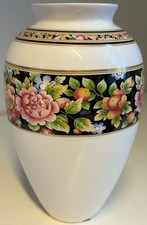 Wedgwood clio vase - clio, 23cm