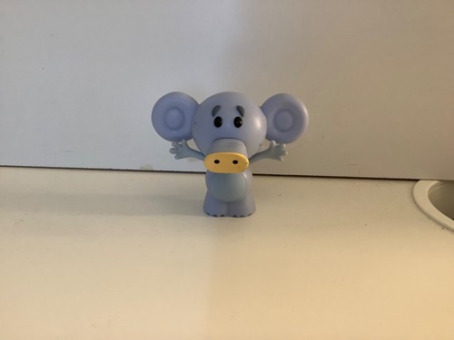 Tomy raa the - raa, noisy