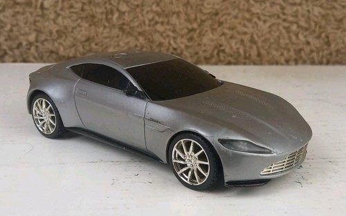 James bond 007 aston - james, martin