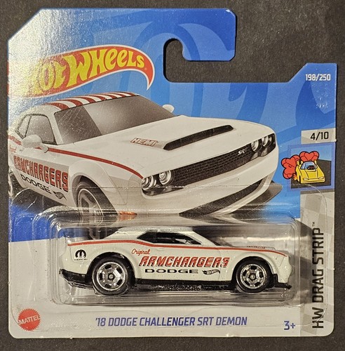 Hot wheels dodge challenger - hot,