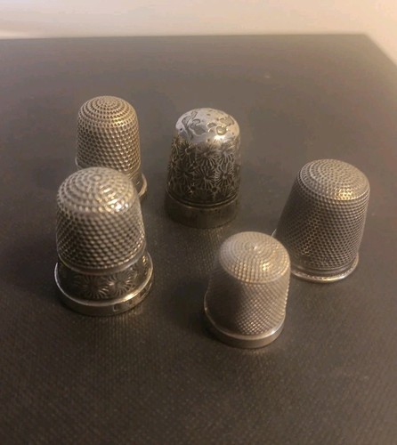 Antique silver thimbles - 5x,