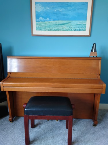 Knight upright piano walnut - piano,