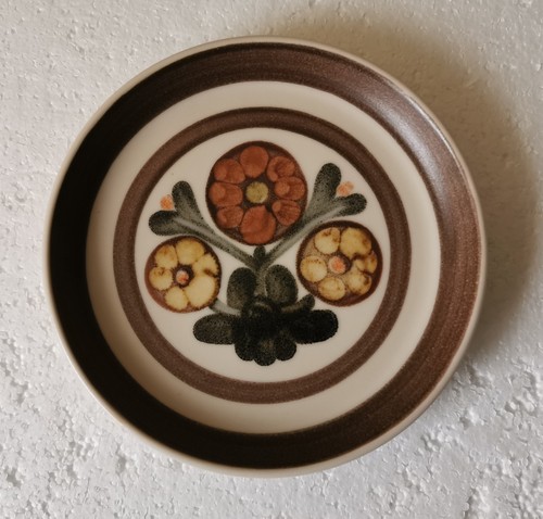 Langley pottery - 1, x