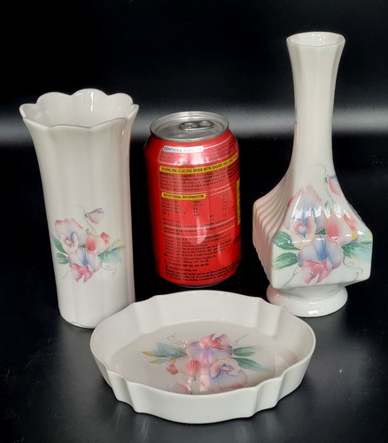 Aynsley fine bone china vintge - china,