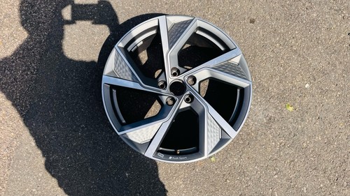 Genuine audi s3 8y - 1x,
