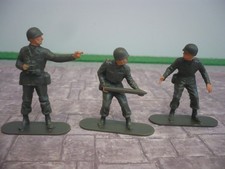 DINKY AMERICAN SOLDIERS / CREW