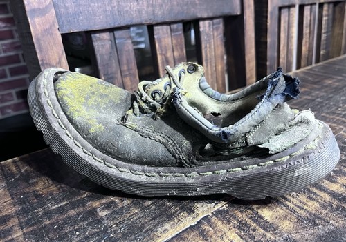 Vintage very aged martens - vintage,