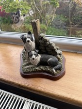 COLLECTION OF BORDER COLLIE ORNAMENTS INCLUDING 2X BORDER FINE ARTS COLLECTION.