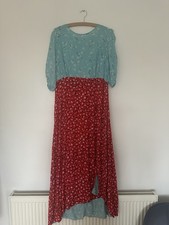 Oliver Bonas Size 14 ditsy