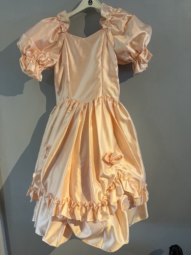Vintage 80s peach - vintage., 80s.
