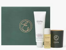 Espa A Holder of Happiness