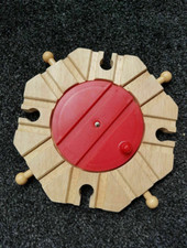 8 Way Turntable Wooden Train