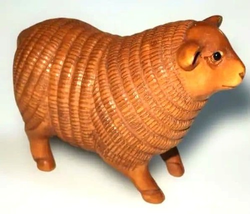 Yamaki boxwood netsuke - netsuke, sheep