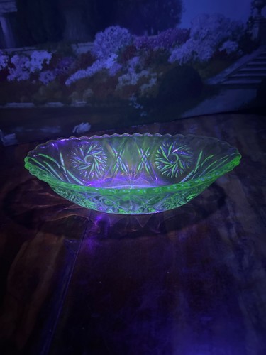 Vintage sowerby uranium green - vintage,