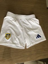 LEEDS UNITED FOOTBALL SHORTS TODDER AGE 2/3 YEARS 