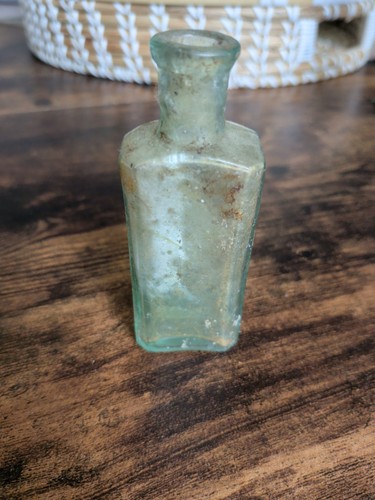 Vintage green glass apothecary - glass,
