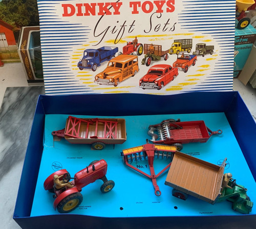 Dinky gift set - dinky.gift,