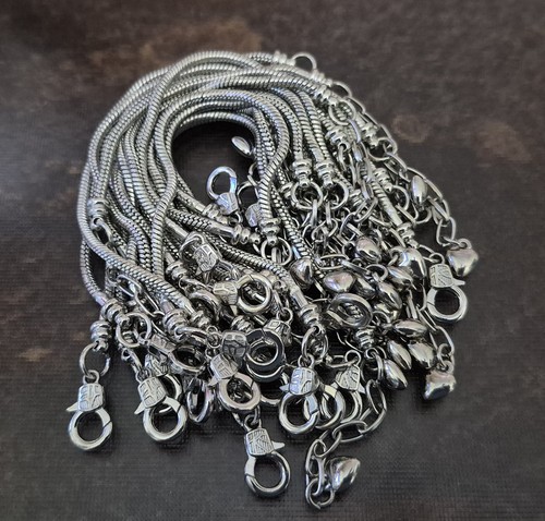 Job lot snake bracelets - lot, 20