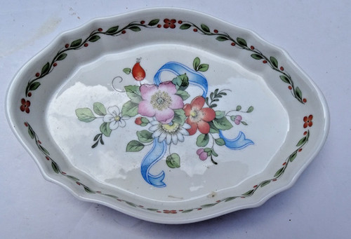Wedgwood bone china - bone,