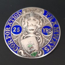 Rare Glasgow Silver Hallmarked"CORPORATION TRAMWAYS" 25 Years Service Badge1944