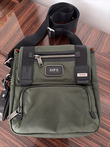 Tumi messenger sachel - tumi,
