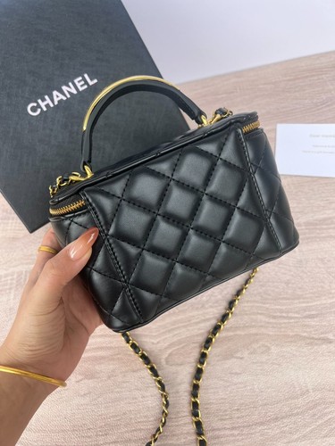 Chanel beauty vip tote makeup - beauty,