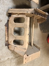 Range Rover Classic - Early seat box mounting bases x 2 - for spares or repair