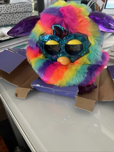 Hasbro furby boom - boom, crystal