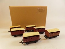 Tri-ang TT  T77 Cattle Trucks