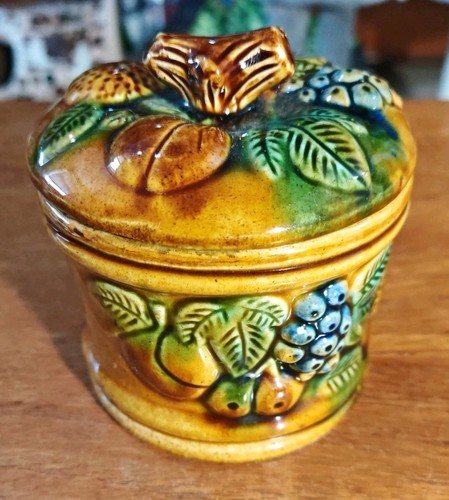 Vintage ceramic round - vintage,