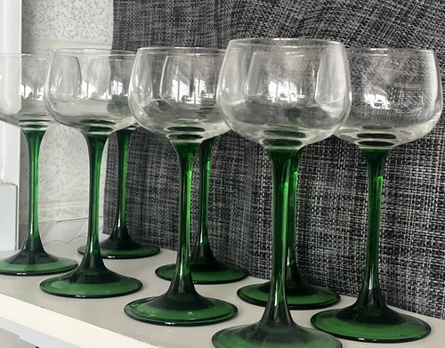 Green stemmed wine glasses - green,