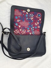 YOSHI Women's Cross Body Navy