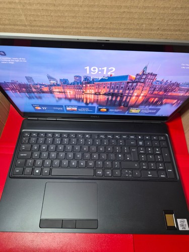 Dell touch screen - screen, gaming